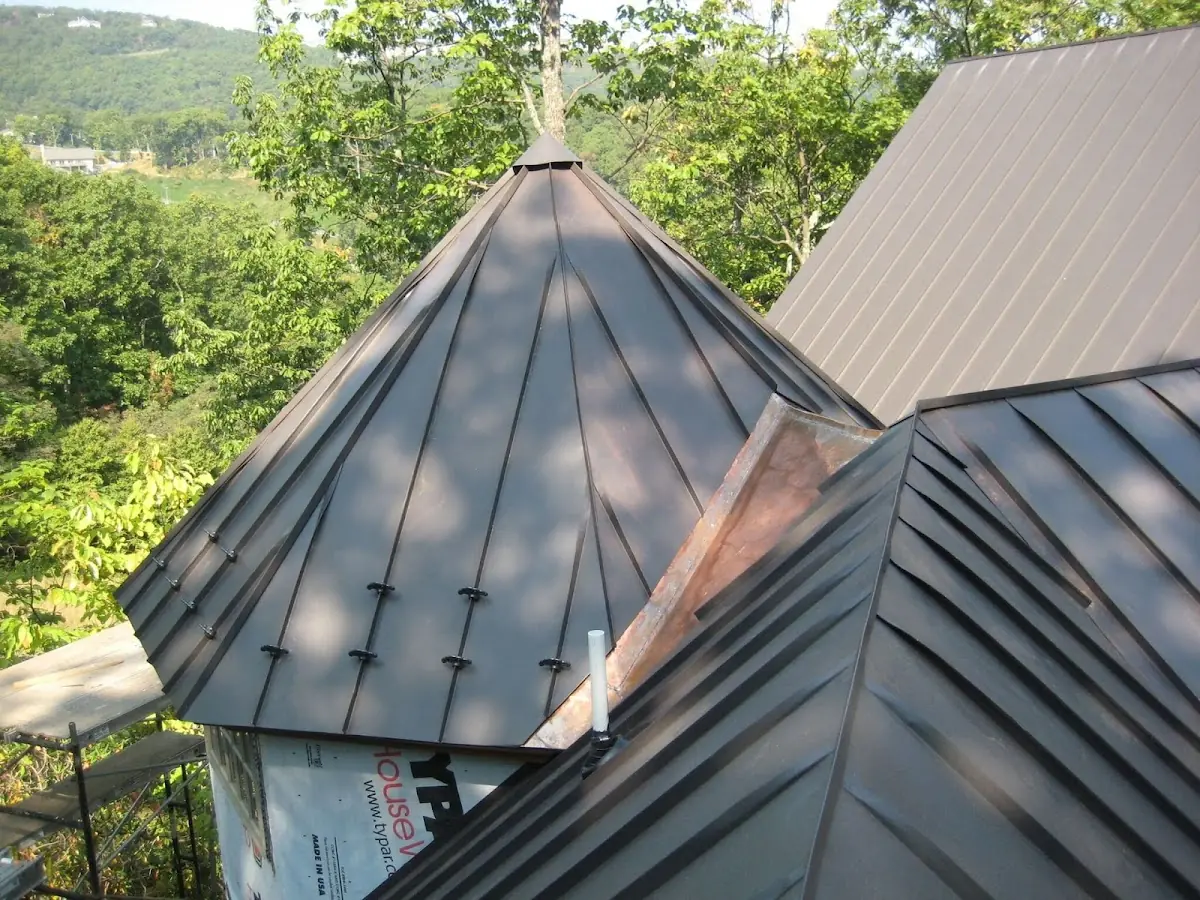 Professional Gutter Cleaning by Craftsman Roofing in Rabun Gap